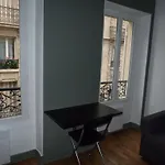 Paris 17E Studio Dulong