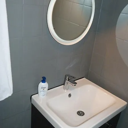 17e Studio Dulong *